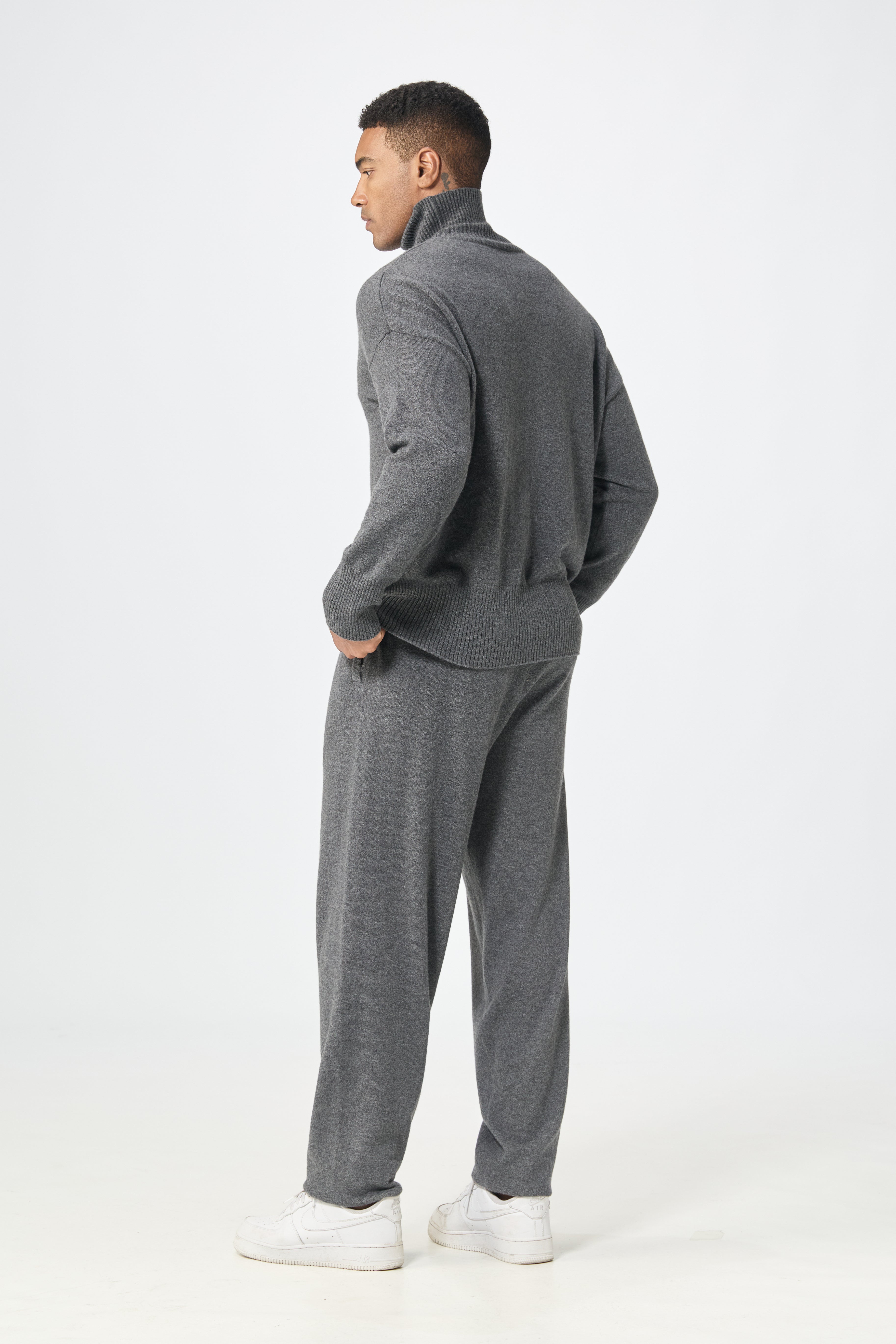 Classic style of pure cashmere knitted turtleneck sweater A/W collection for men's