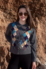 Popular style of pure cashmere knitted round neck jacquard Diamond cardigan S/S collection for lady's