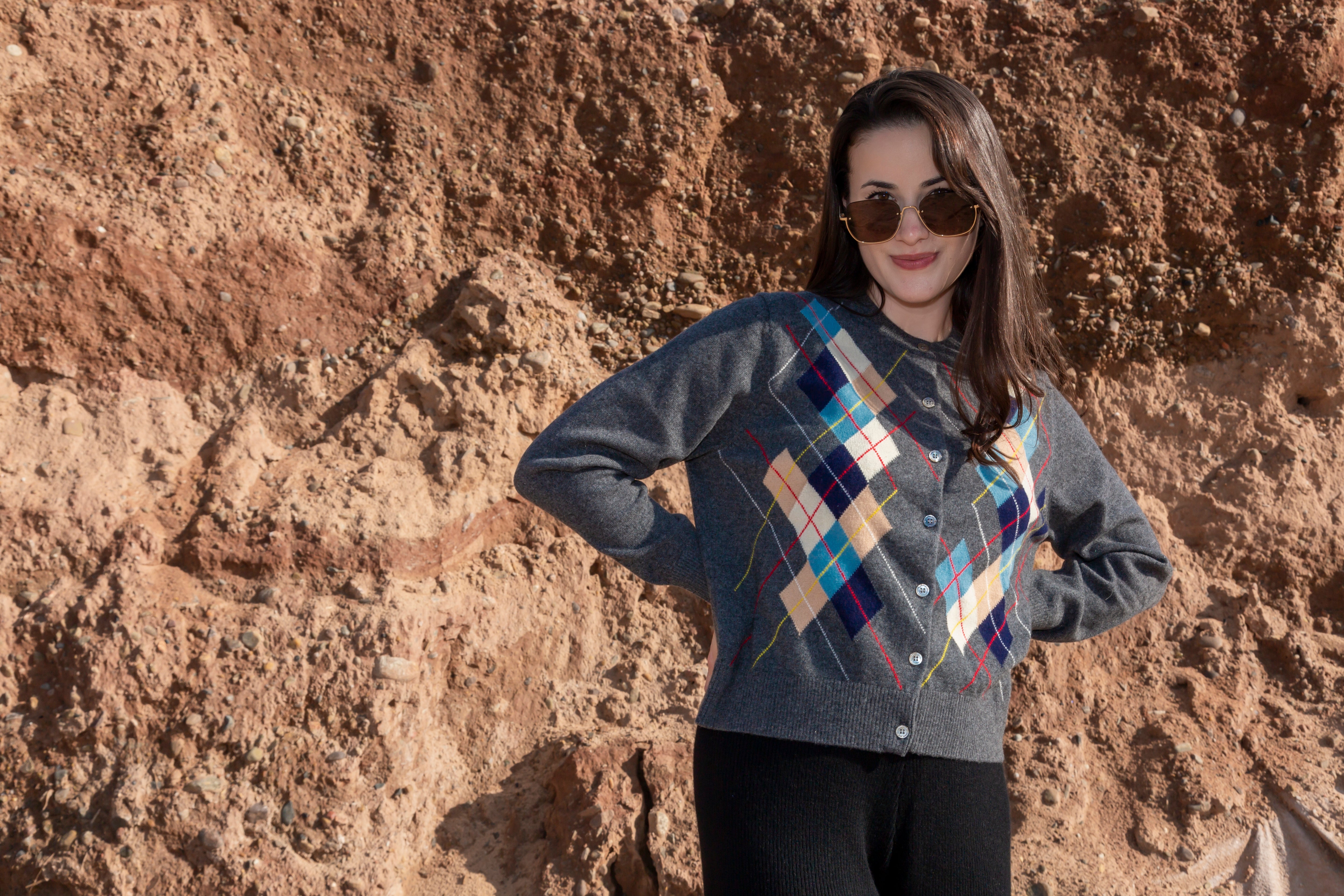 Popular style of pure cashmere knitted round neck jacquard Diamond cardigan S/S collection for lady's