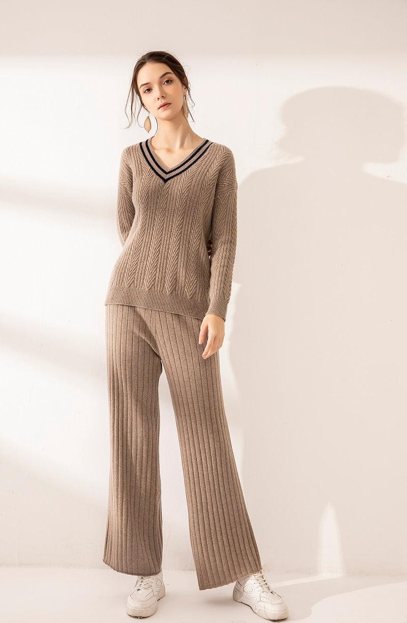 100% cashmere V-neck College style sweater - Lamycashmere