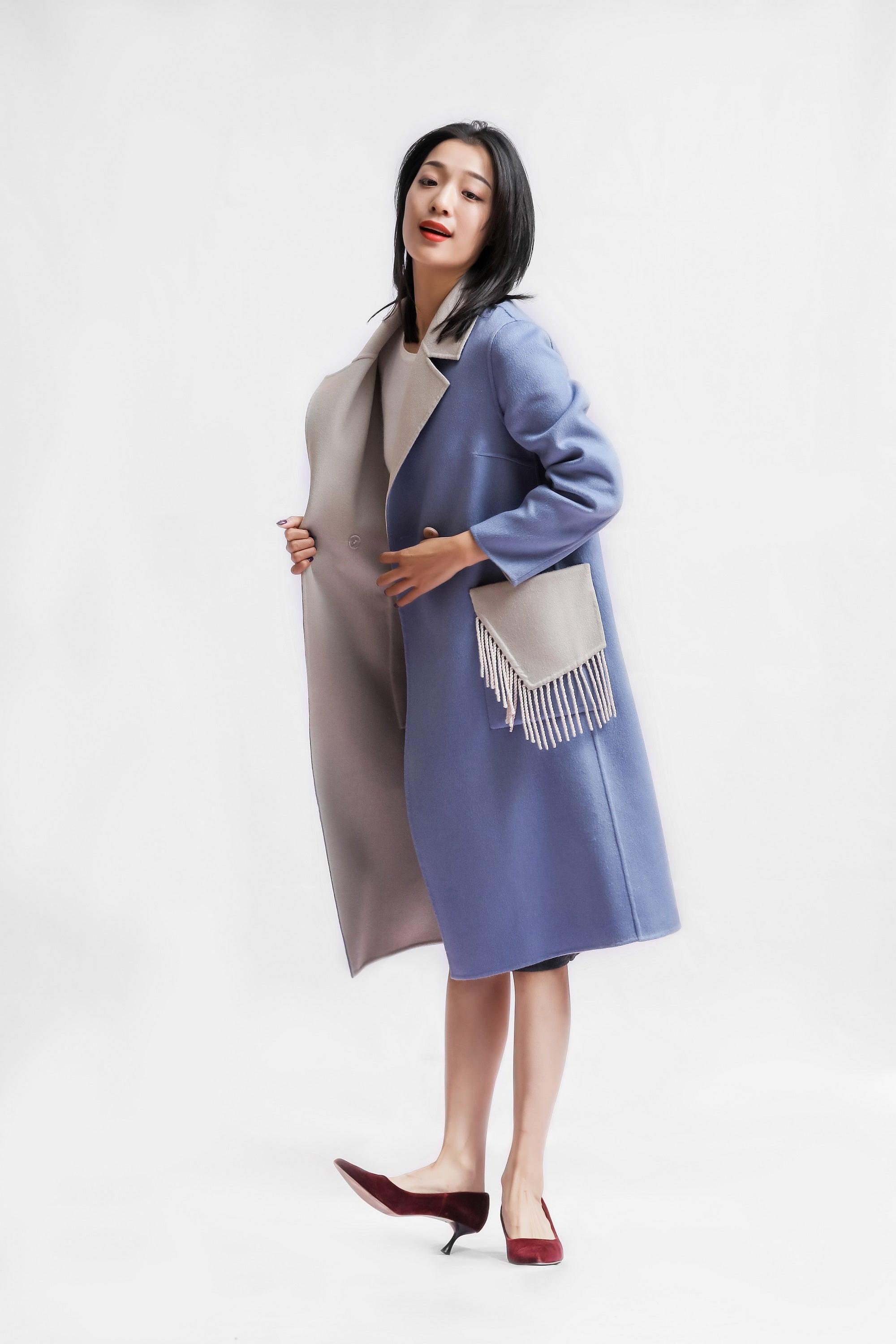 classic style cashmere women's coat - Lamycashmere